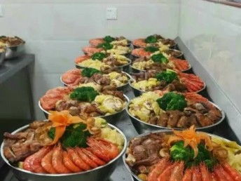 深圳企業(yè)優(yōu)選餐飲外包指南 煜成餐飲上門包辦服務(wù)解析